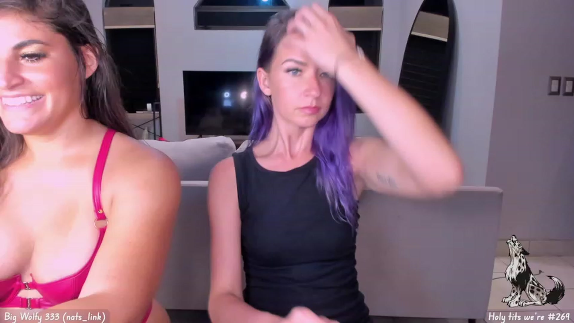 Gallery image thumbnail from Natalia_Rae's myfreecams stream on, 10/13/2023, 06:36 image 6 of 20