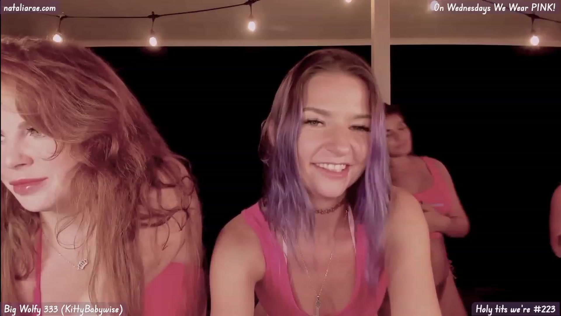Gallery image thumbnail from Natalia_Rae's myfreecams stream on, 10/19/2023, 04:10 image 17 of 20