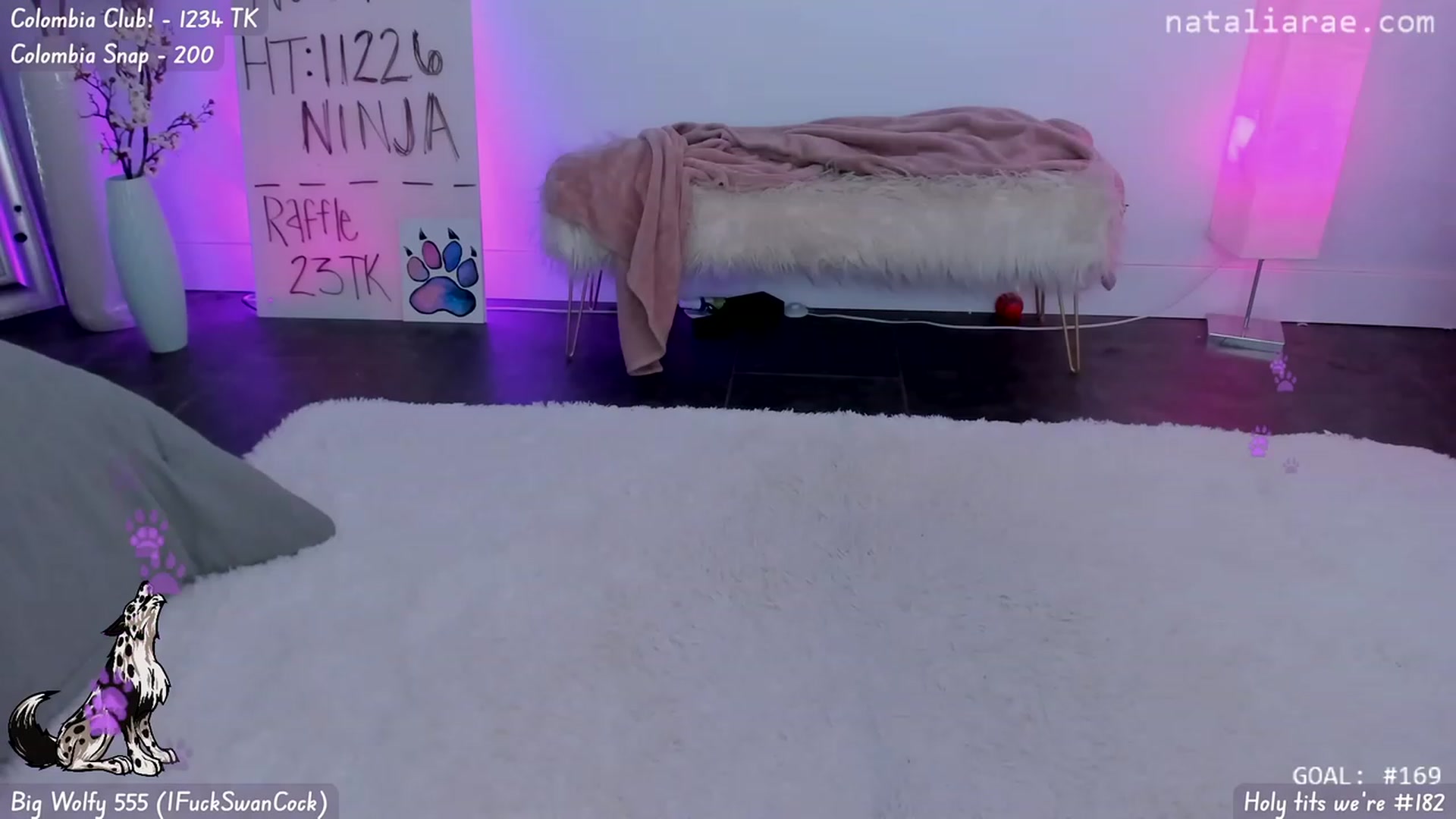 Gallery image thumbnail from Natalia_Rae's myfreecams stream on, 11/11/2023, 10:58 image 17 of 20