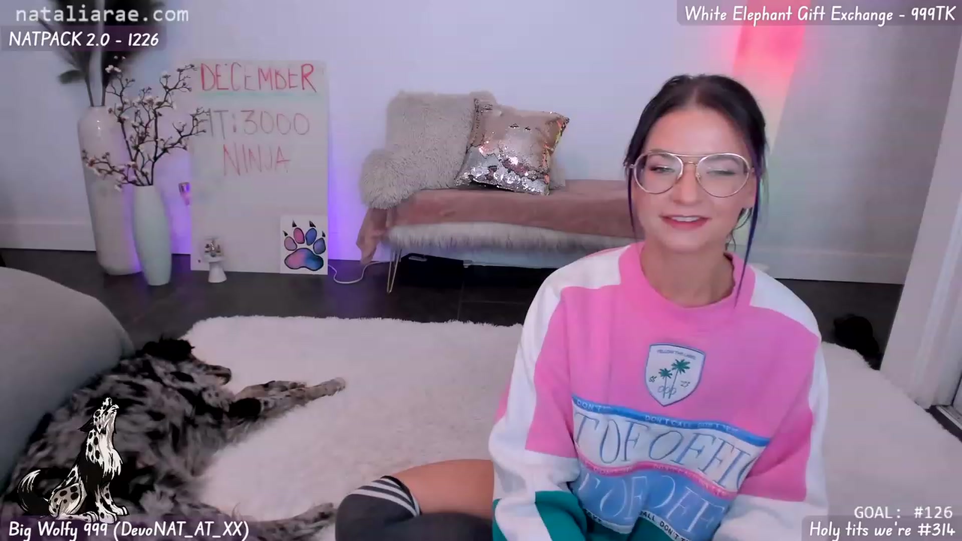 Gallery image thumbnail from Natalia_Rae's myfreecams stream on, 12/15/2023, 08:01 image 15 of 20