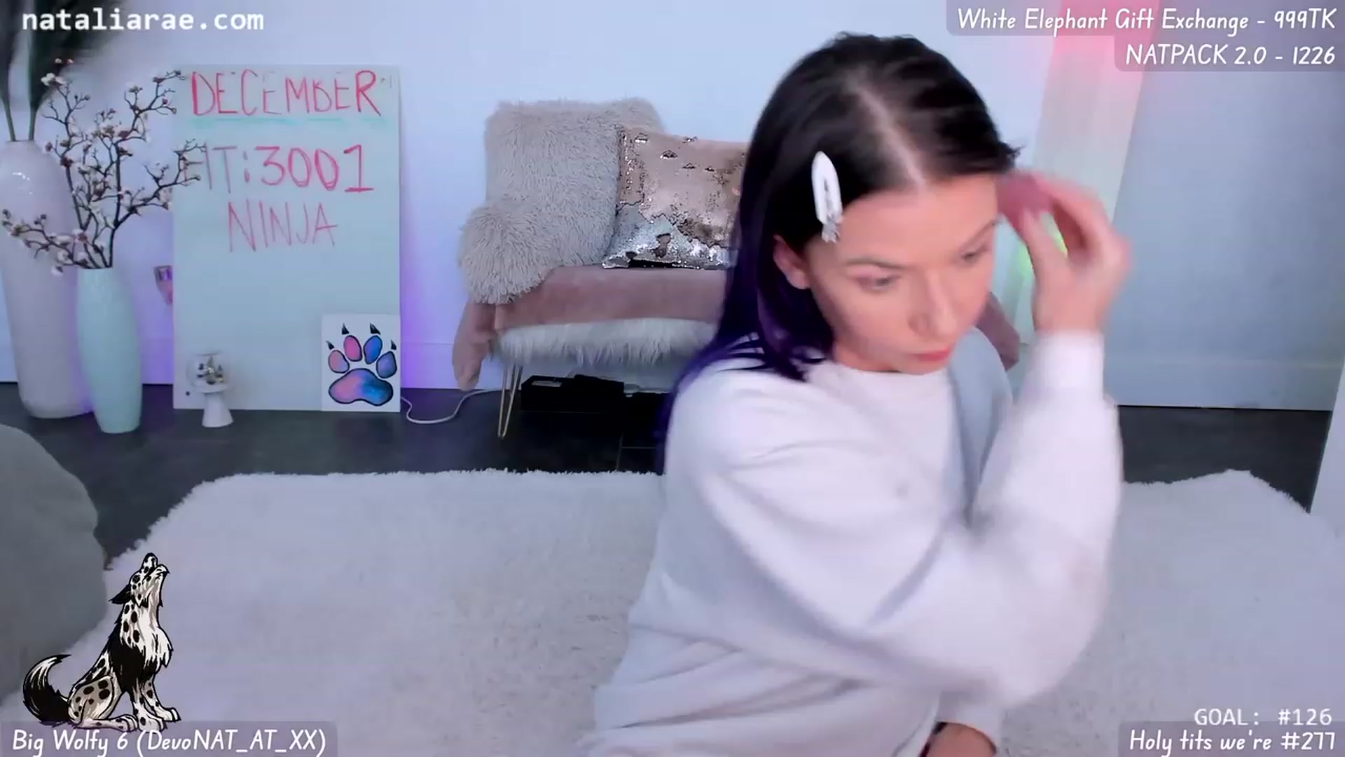 Gallery image thumbnail from Natalia_Rae's myfreecams stream on, 12/16/2023, 23:28 image 5 of 20