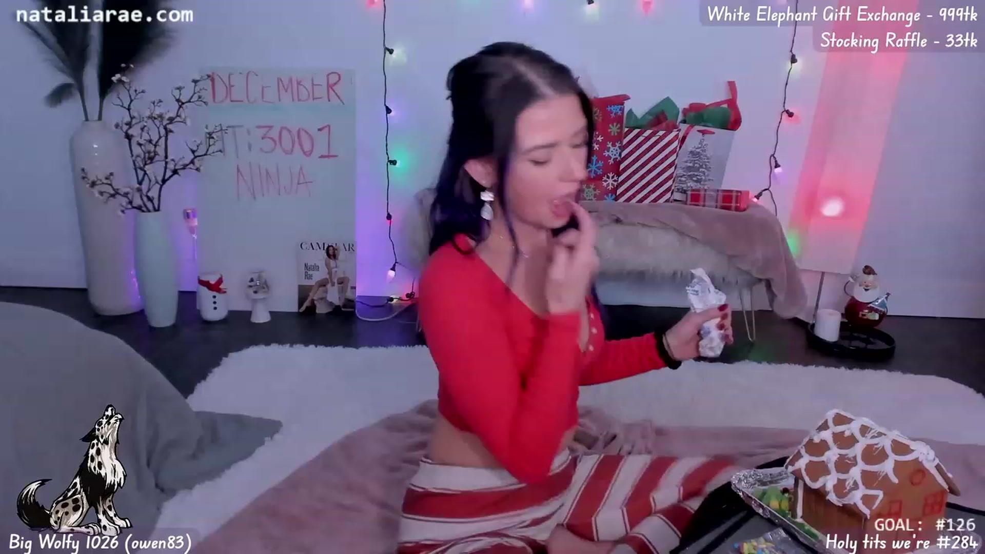 Gallery image thumbnail from Natalia_Rae's myfreecams stream on, 12/19/2023, 08:42 image 14 of 20