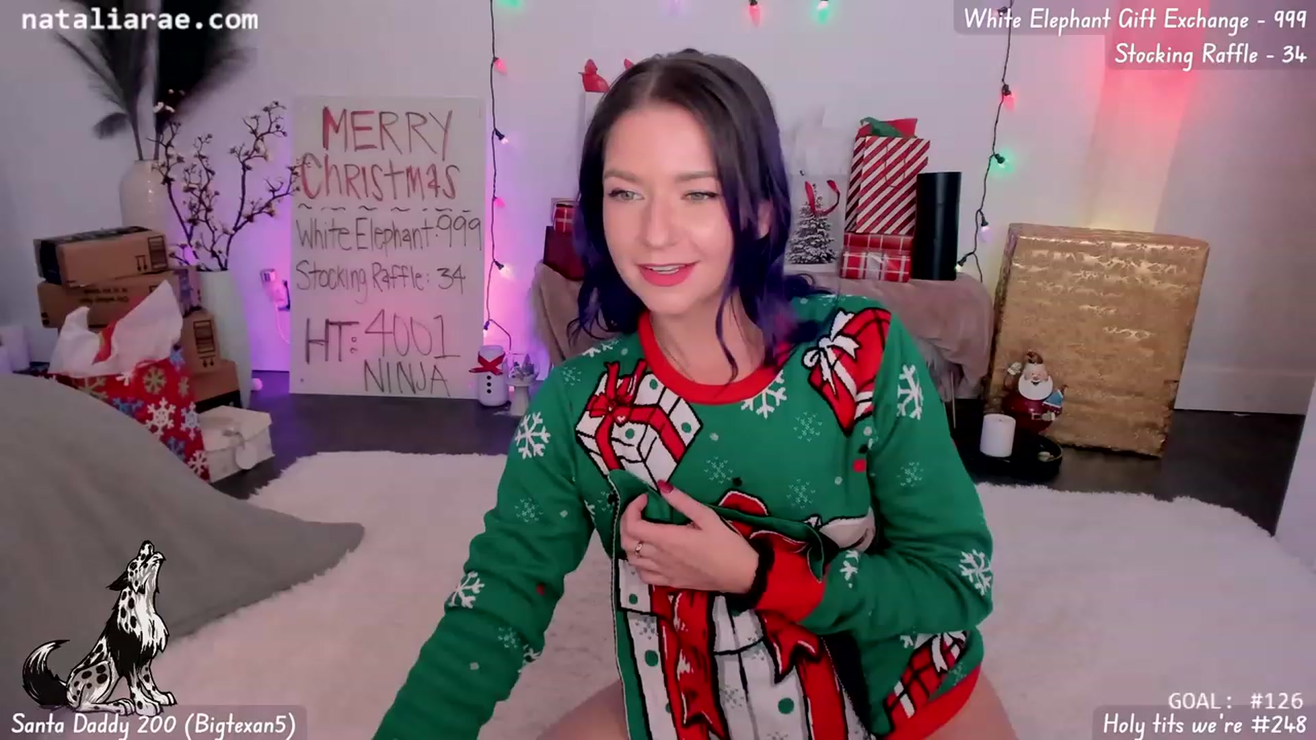 Gallery image thumbnail from Natalia_Rae's myfreecams stream on, 12/24/2023, 06:18 image 10 of 20
