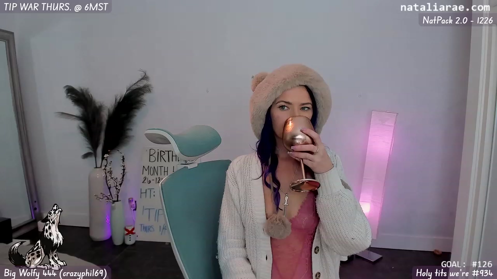 Gallery image thumbnail from Natalia_Rae's myfreecams stream on, 01/04/2024, 10:30 image 12 of 20