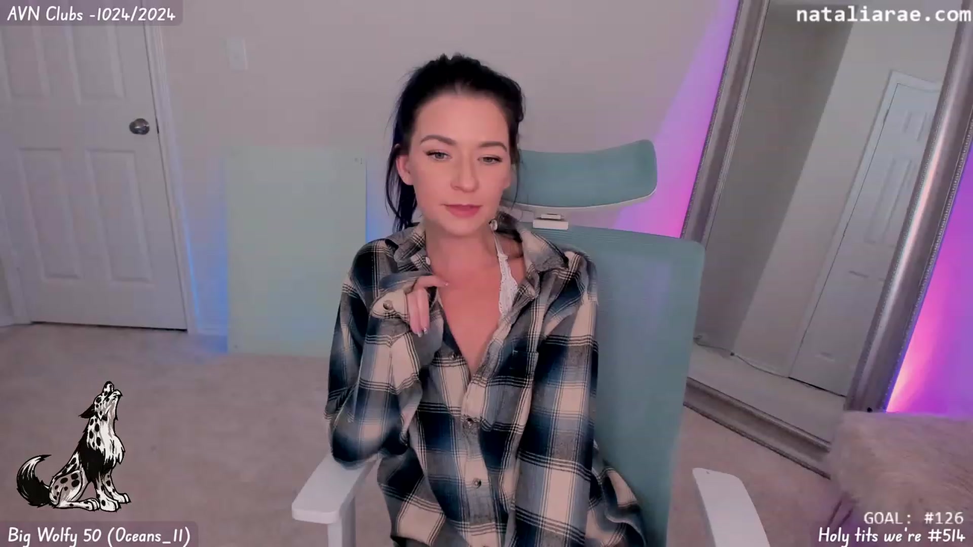 Gallery image thumbnail from Natalia_Rae's myfreecams stream on, 01/17/2024, 03:32 image 18 of 20