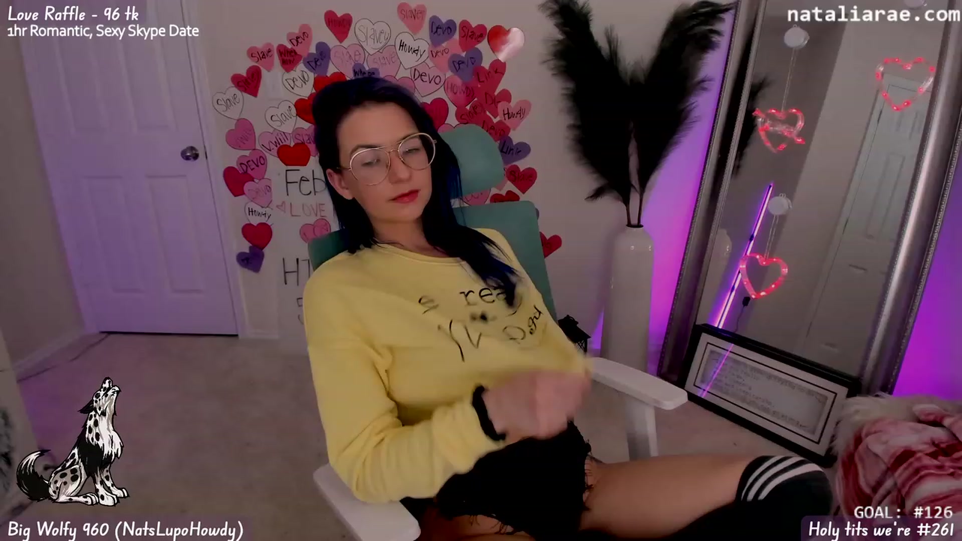 Gallery image thumbnail from Natalia_Rae's myfreecams stream on, 02/21/2024, 04:57 image 14 of 20