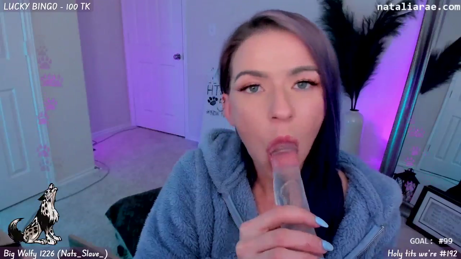 Gallery image thumbnail from Natalia_Rae's myfreecams stream on, 03/19/2024, 05:31 image 6 of 20