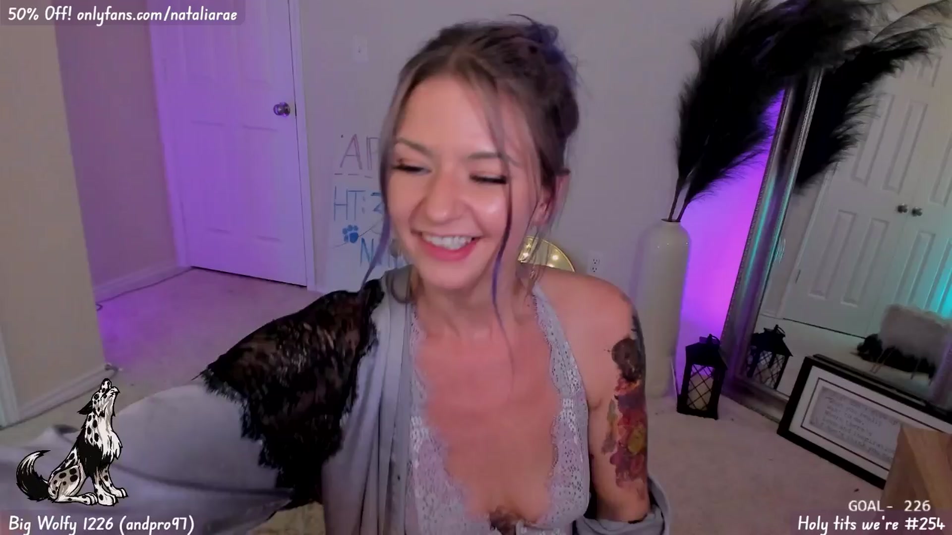 Gallery image thumbnail from Natalia_Rae's myfreecams stream on, 04/10/2024, 08:01 image 16 of 20
