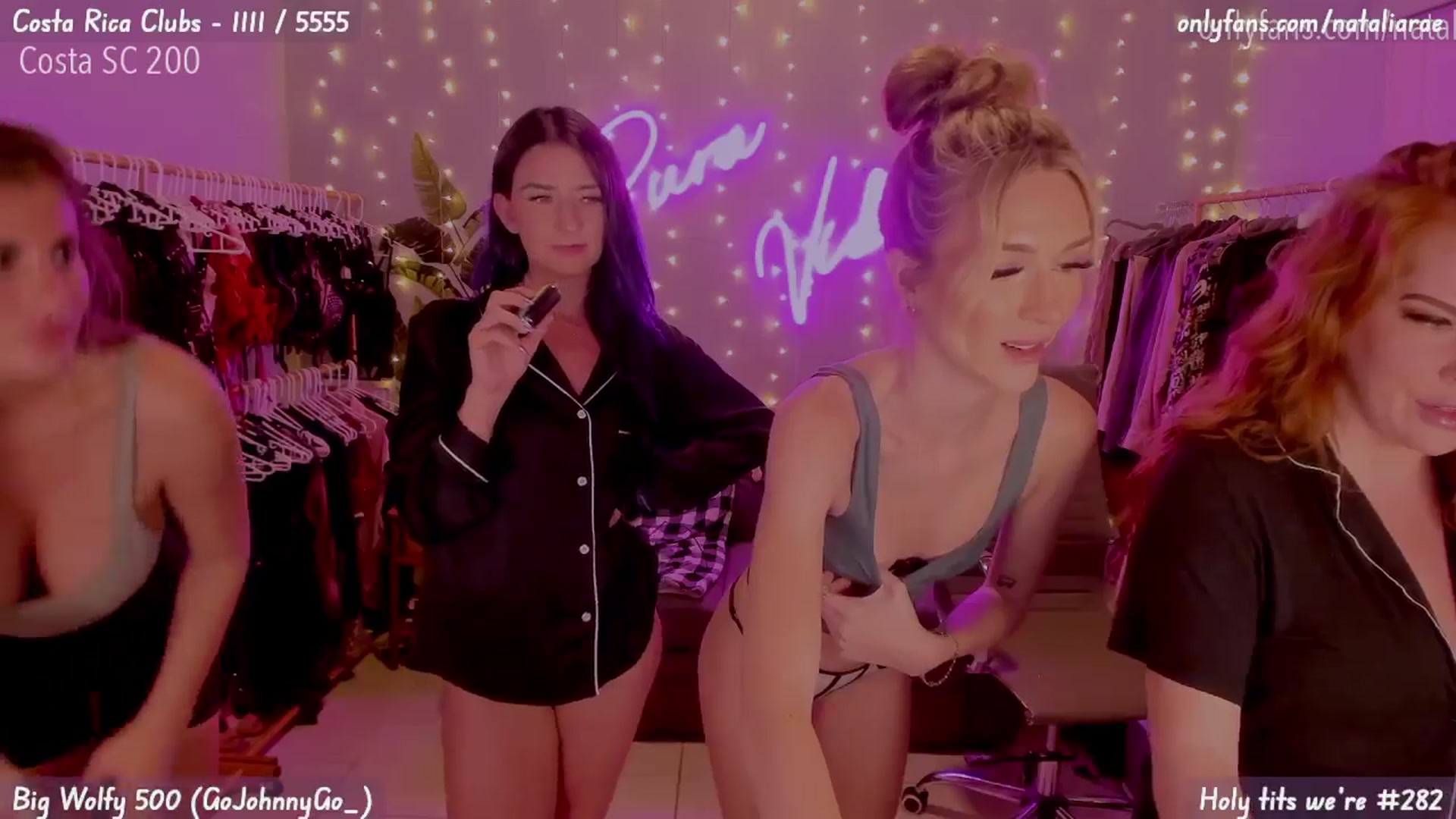 Gallery image thumbnail from Natalia_Rae's myfreecams stream on, 05/21/2024, 08:08 image 3 of 20