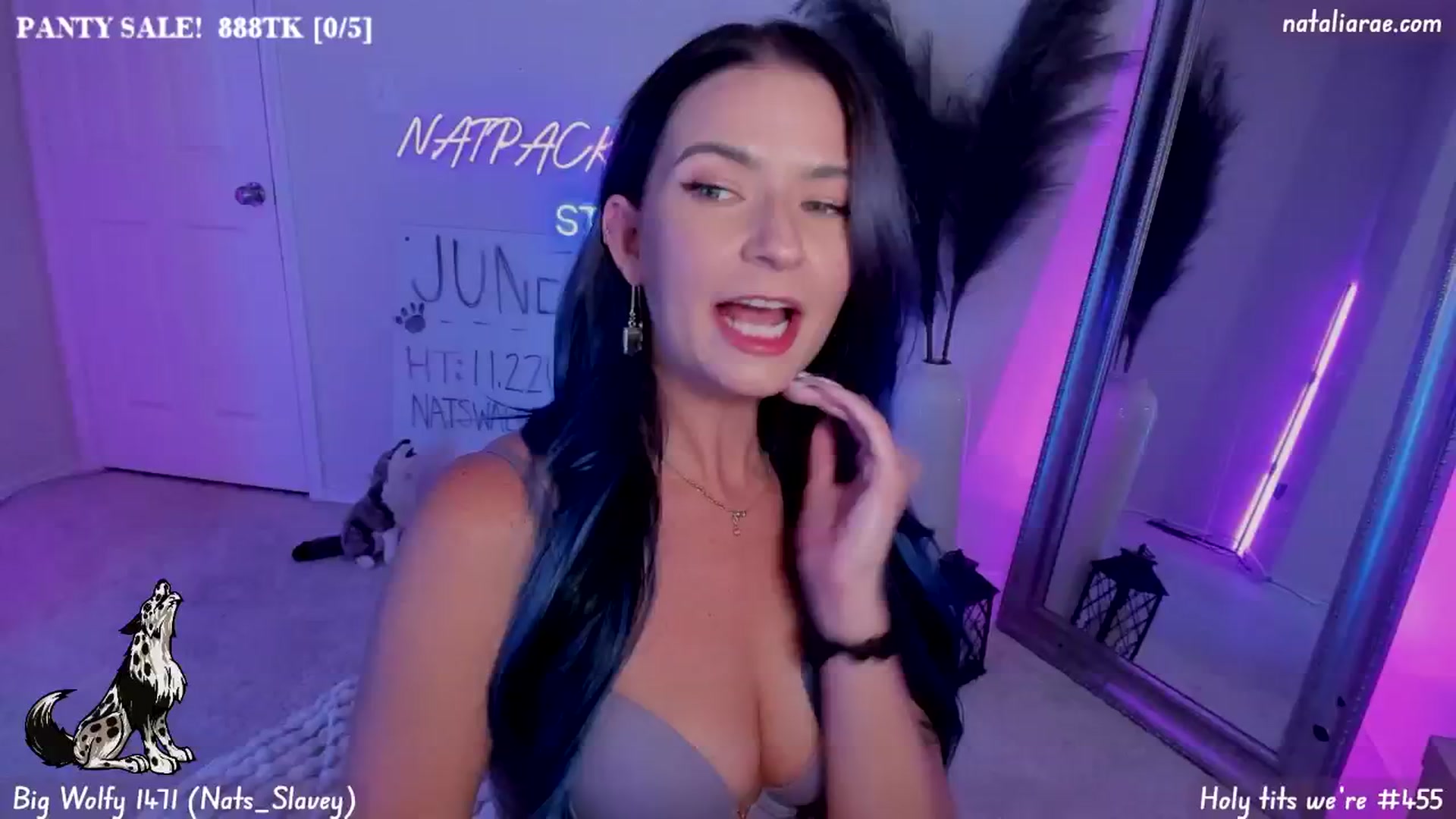 Gallery image thumbnail from Natalia_Rae's myfreecams stream on, 06/18/2024, 04:52 image 10 of 20