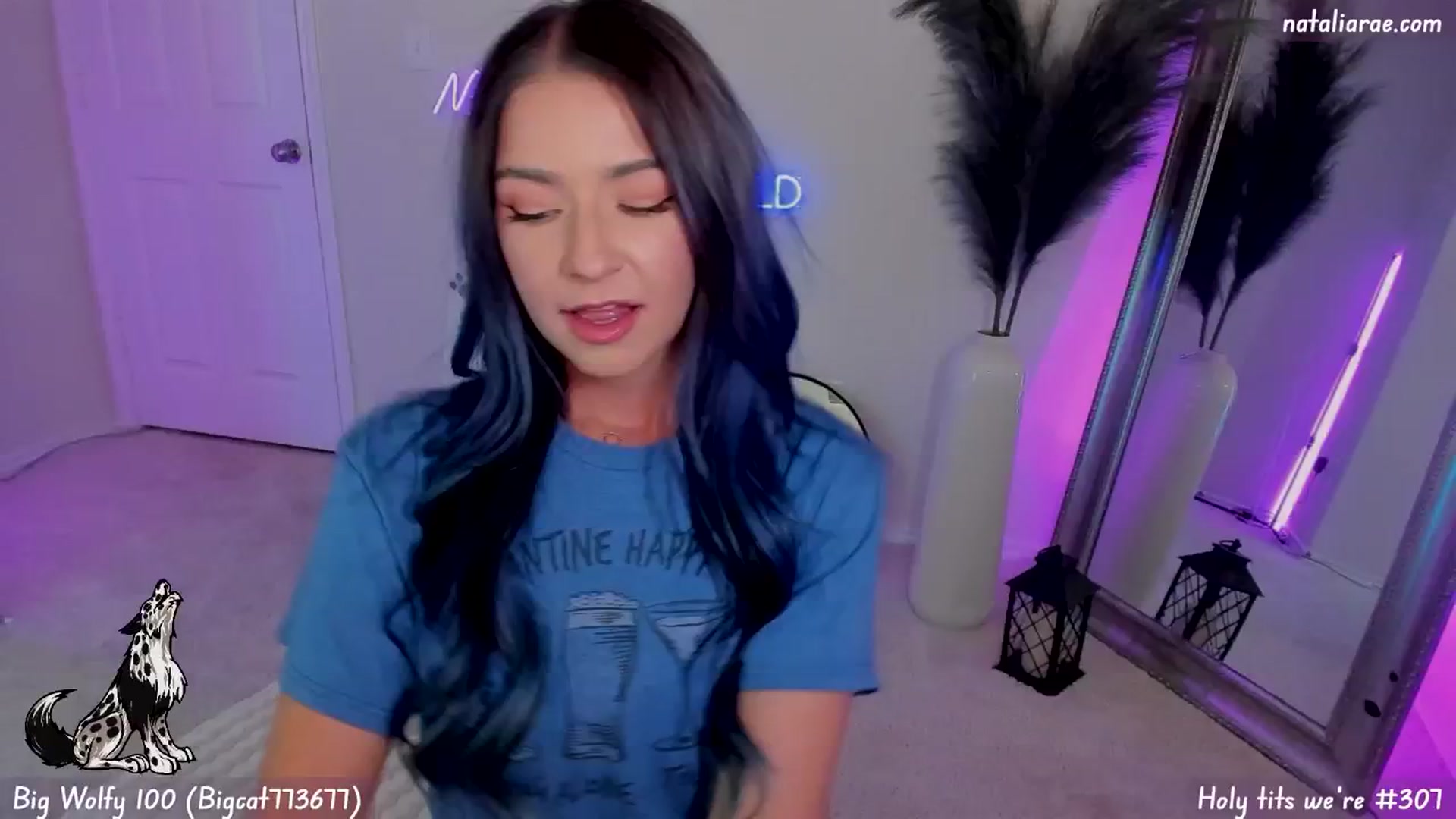 Gallery image thumbnail from Natalia_Rae's myfreecams stream on, 06/19/2024, 09:15 image 6 of 20