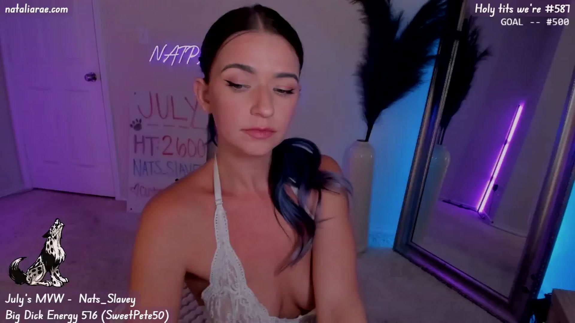 Gallery image thumbnail from Natalia_Rae's myfreecams stream on, 07/24/2024, 06:43 image 14 of 20
