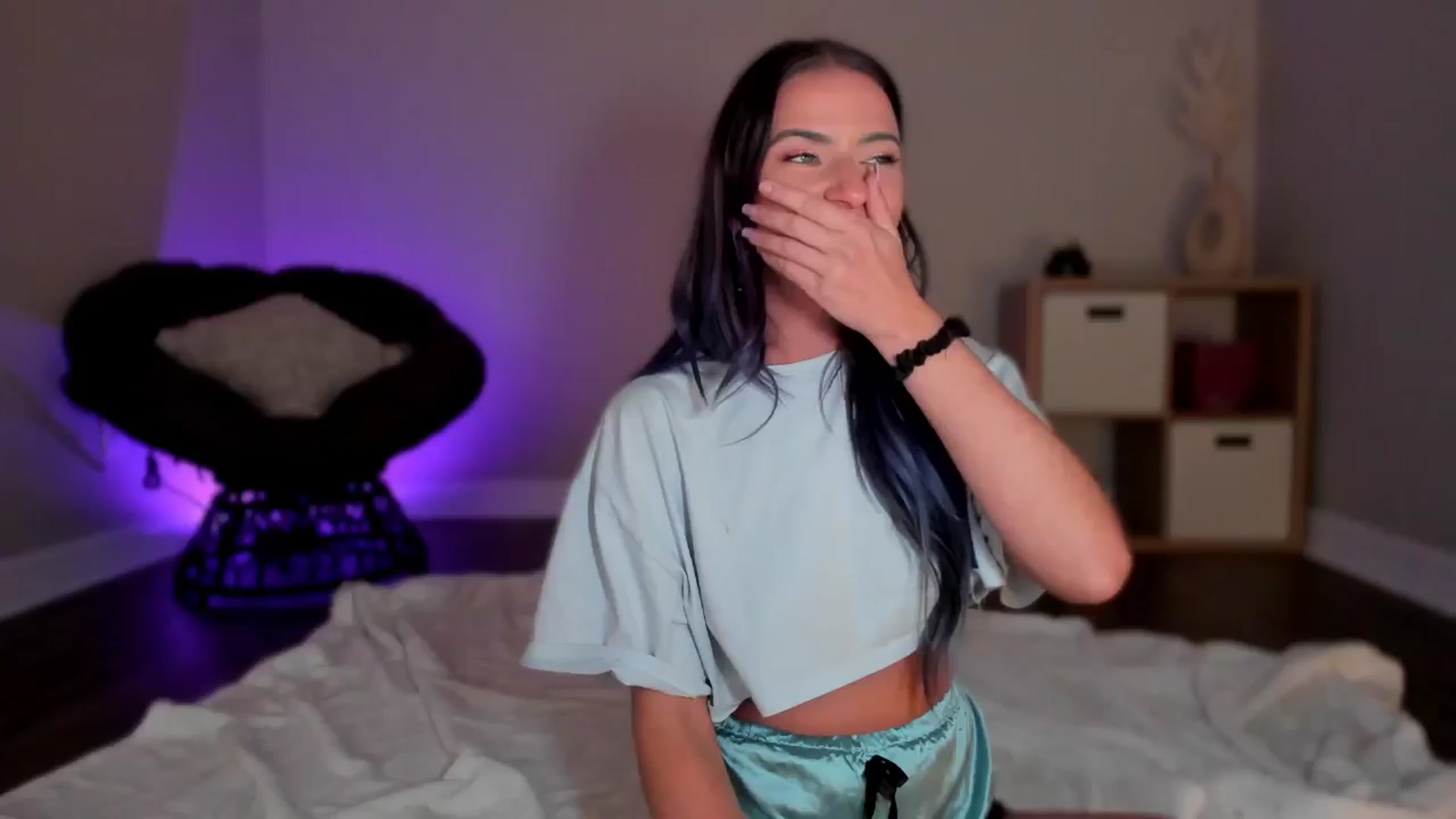 Gallery image thumbnail from Natalia_Rae's myfreecams stream on, 08/26/2024, 04:20 image 15 of 20