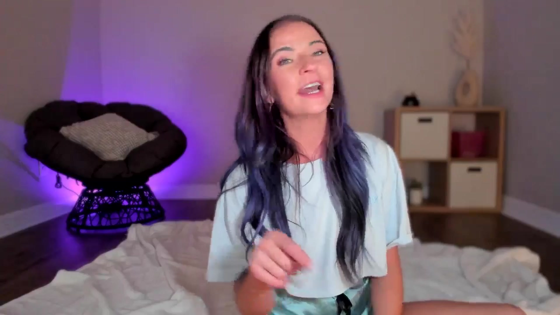 Gallery image thumbnail from Natalia_Rae's myfreecams stream on, 08/26/2024, 04:20 image 16 of 20