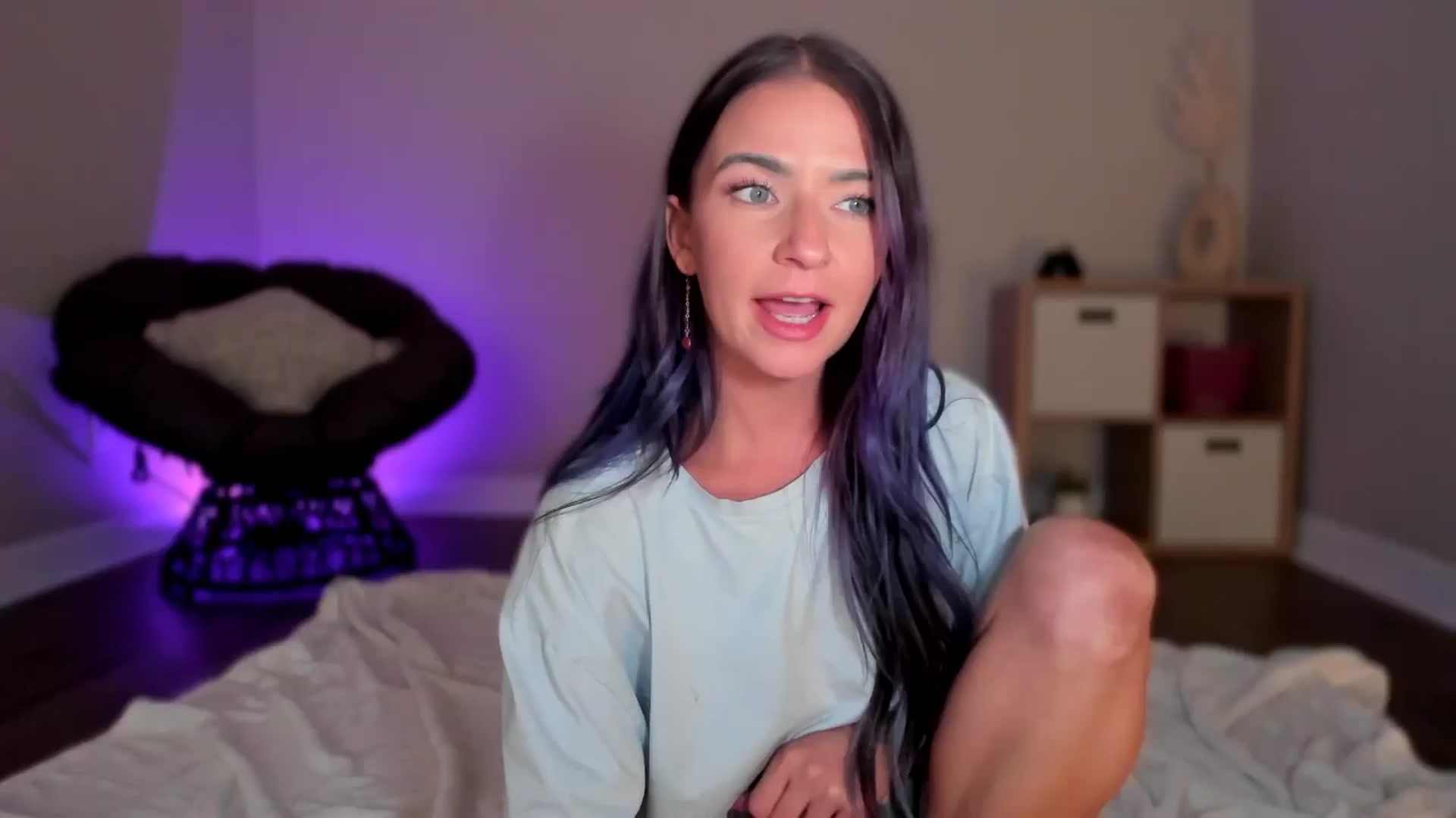Gallery image thumbnail from Natalia_Rae's myfreecams stream on, 08/26/2024, 04:45 image 1 of 20