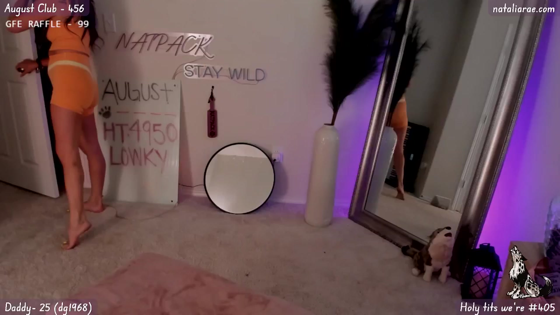 Gallery image thumbnail from Natalia_Rae's myfreecams stream on, 08/28/2024, 23:45 image 17 of 20
