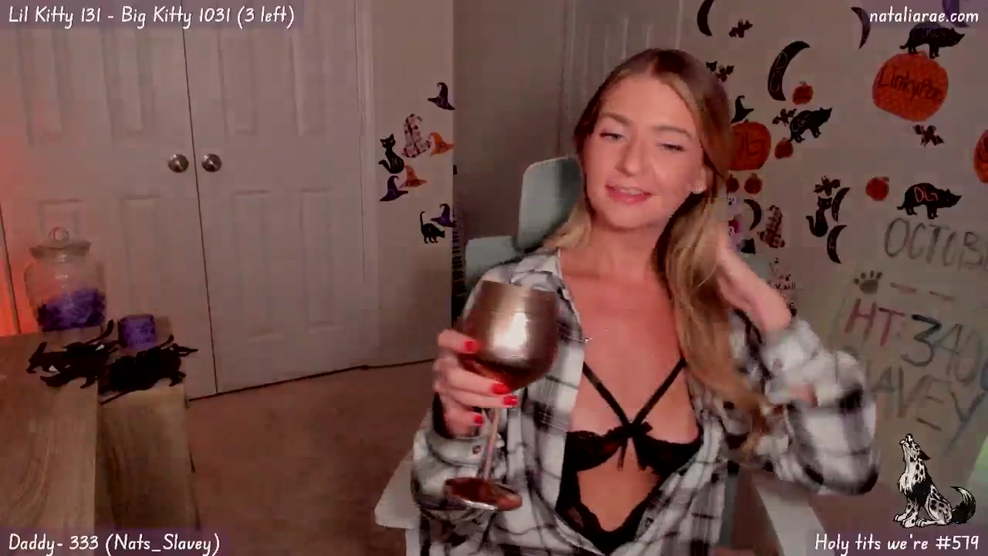 Gallery image thumbnail from Natalia_Rae's myfreecams stream on, 10/22/2024, 02:46 image 13 of 20