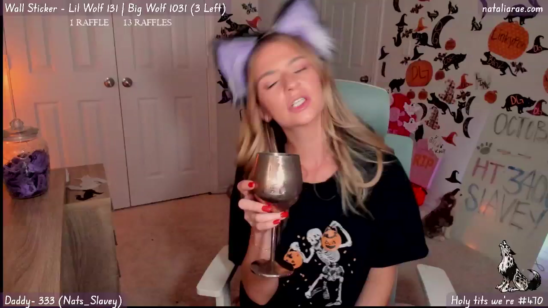 Gallery image thumbnail from Natalia_Rae's myfreecams stream on, 10/28/2024, 04:20 image 6 of 20