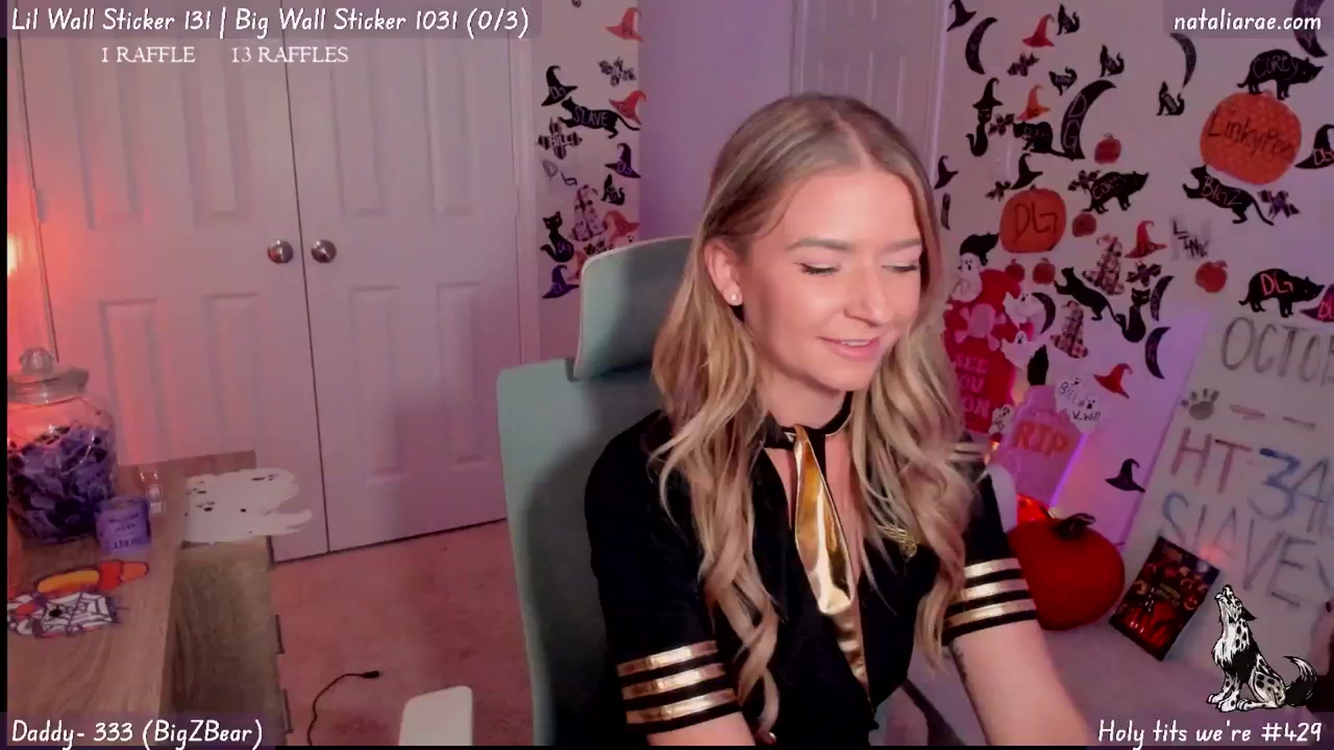Gallery image thumbnail from Natalia_Rae's myfreecams stream on, 10/29/2024, 24:33 image 17 of 20