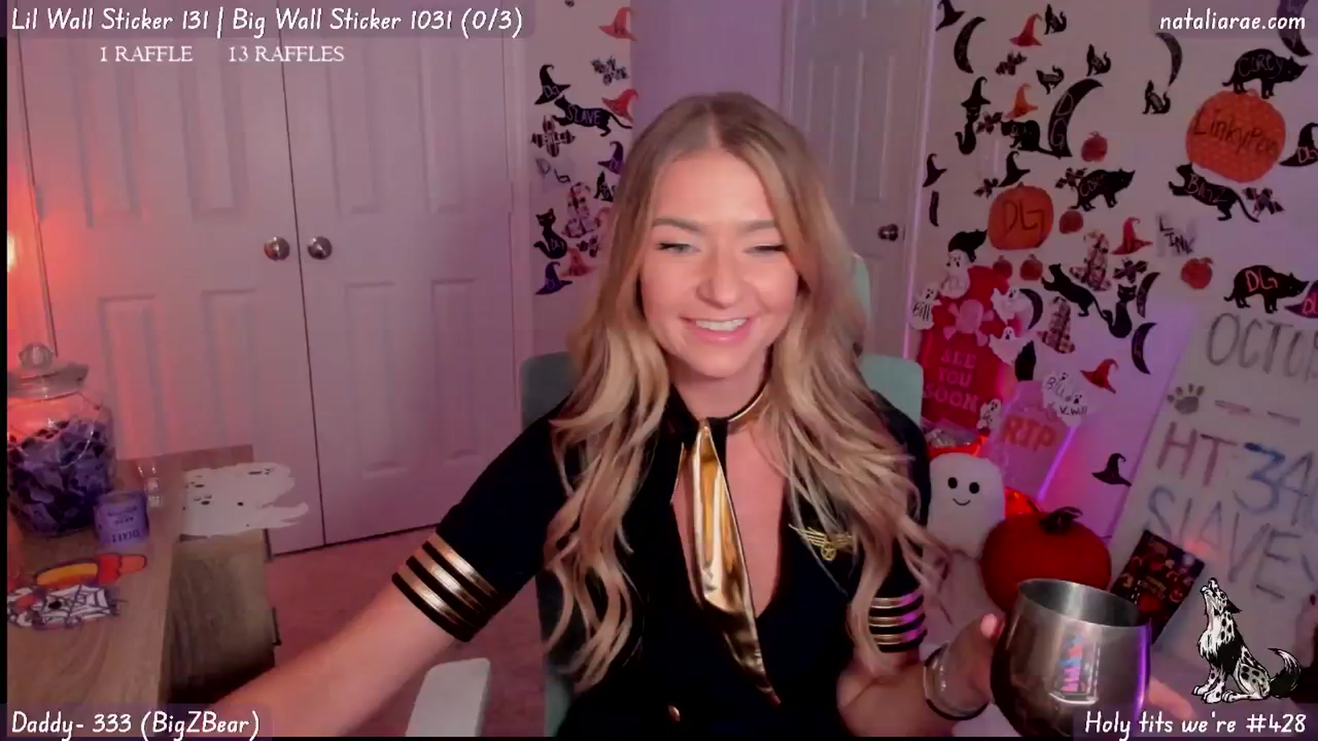 Gallery image thumbnail from Natalia_Rae's myfreecams stream on, 10/29/2024, 24:33 image 13 of 20