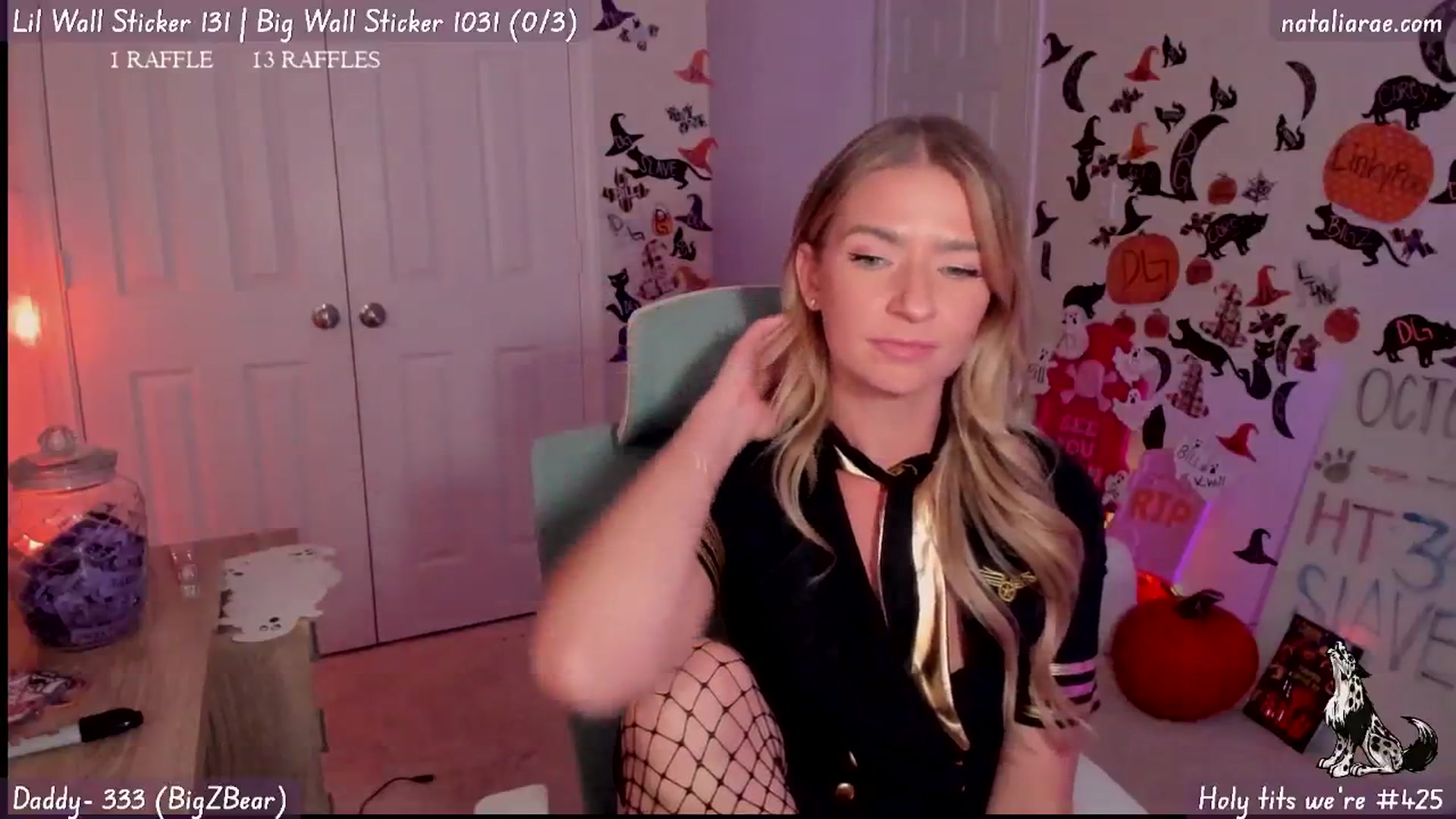 Gallery image thumbnail from Natalia_Rae's myfreecams stream on, 10/29/2024, 01:28 image 16 of 20