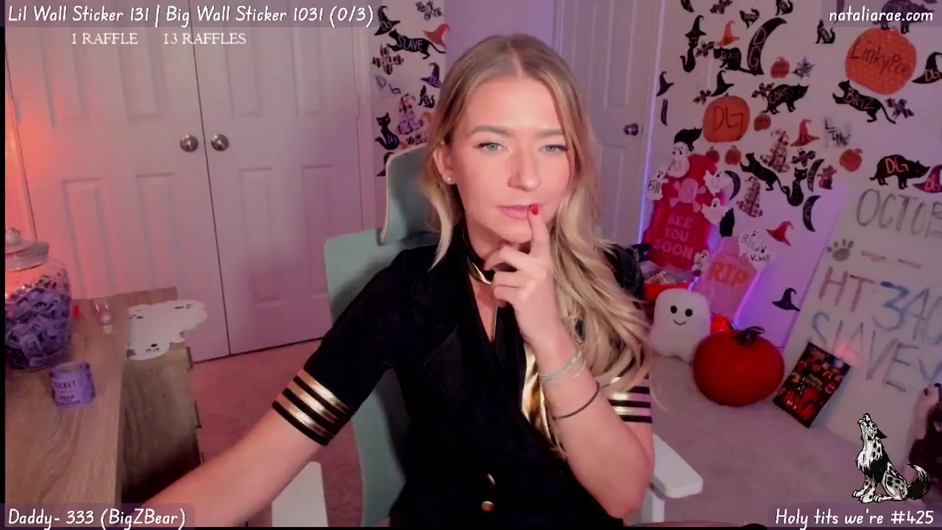 Gallery image thumbnail from Natalia_Rae's myfreecams stream on, 10/29/2024, 01:28 image 7 of 20