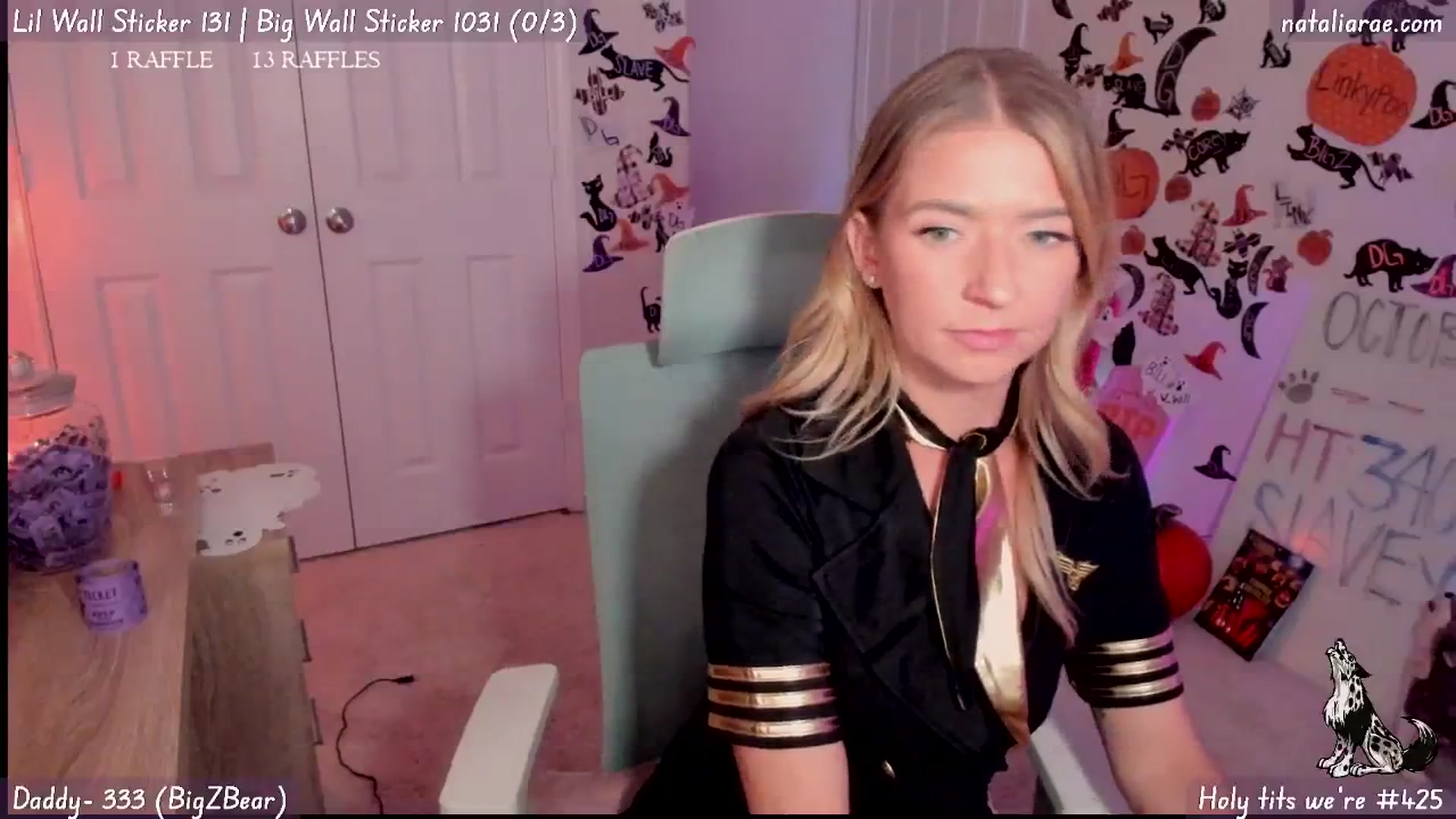 Gallery image thumbnail from Natalia_Rae's myfreecams stream on, 10/29/2024, 01:28 image 6 of 20