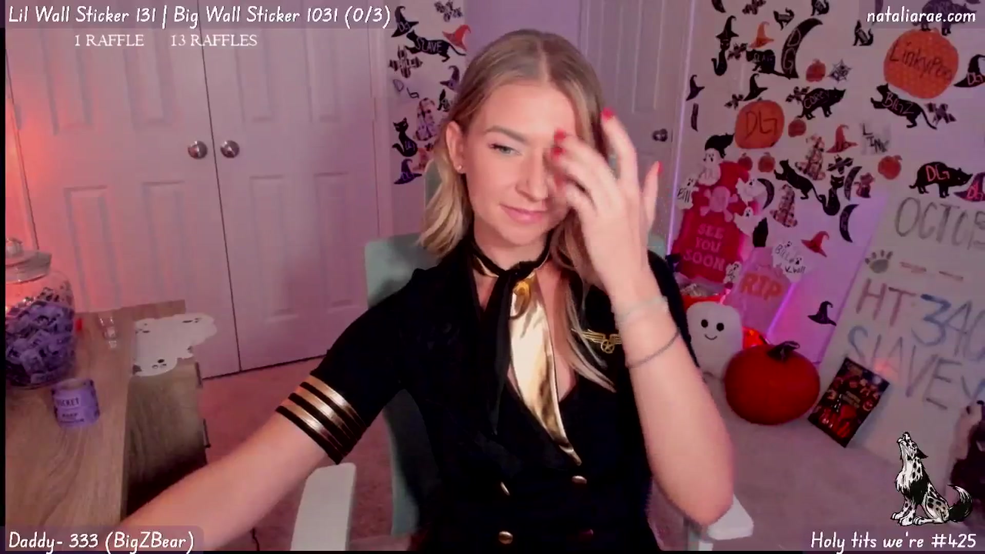 Gallery image thumbnail from Natalia_Rae's myfreecams stream on, 10/29/2024, 01:28 image 5 of 20