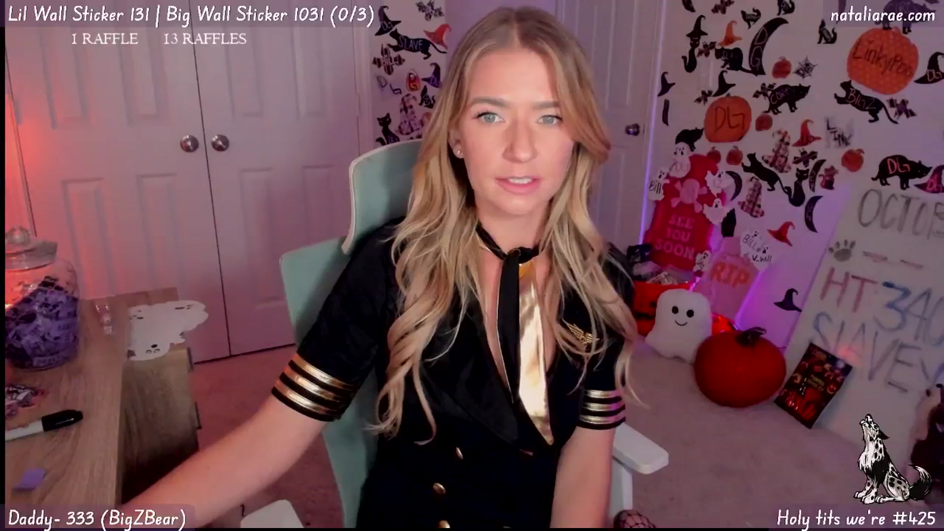 Gallery image thumbnail from Natalia_Rae's myfreecams stream on, 10/29/2024, 01:28 image 10 of 20
