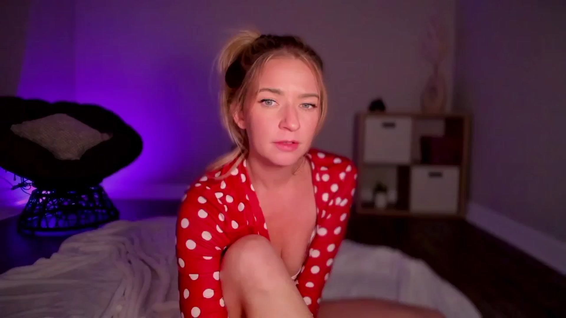 Gallery image thumbnail from Natalia_Rae's myfreecams stream on, 11/04/2024, 04:50 image 17 of 20