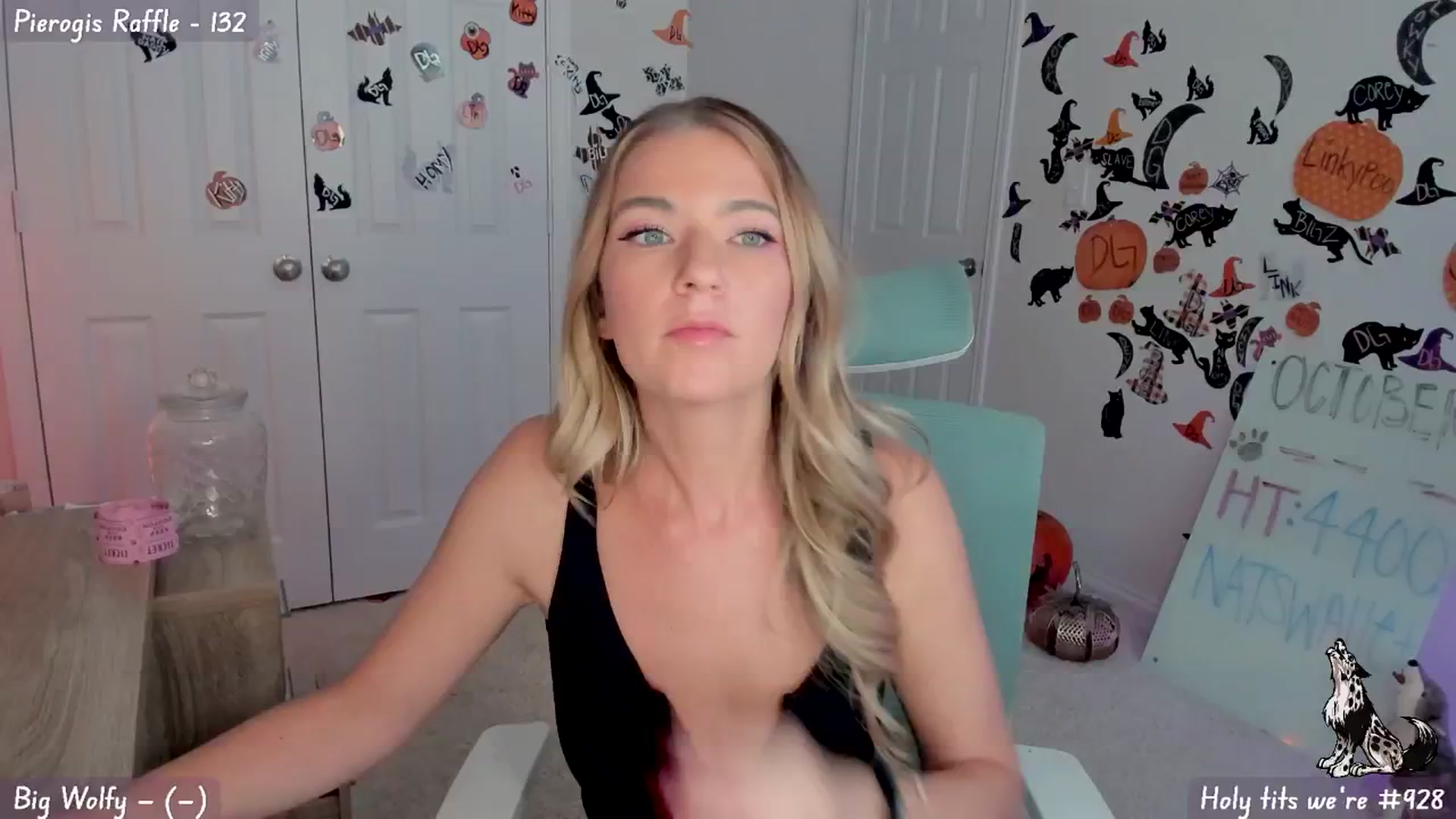 Gallery image thumbnail from Natalia_Rae's myfreecams stream on, 11/07/2024, 23:22 image 1 of 20