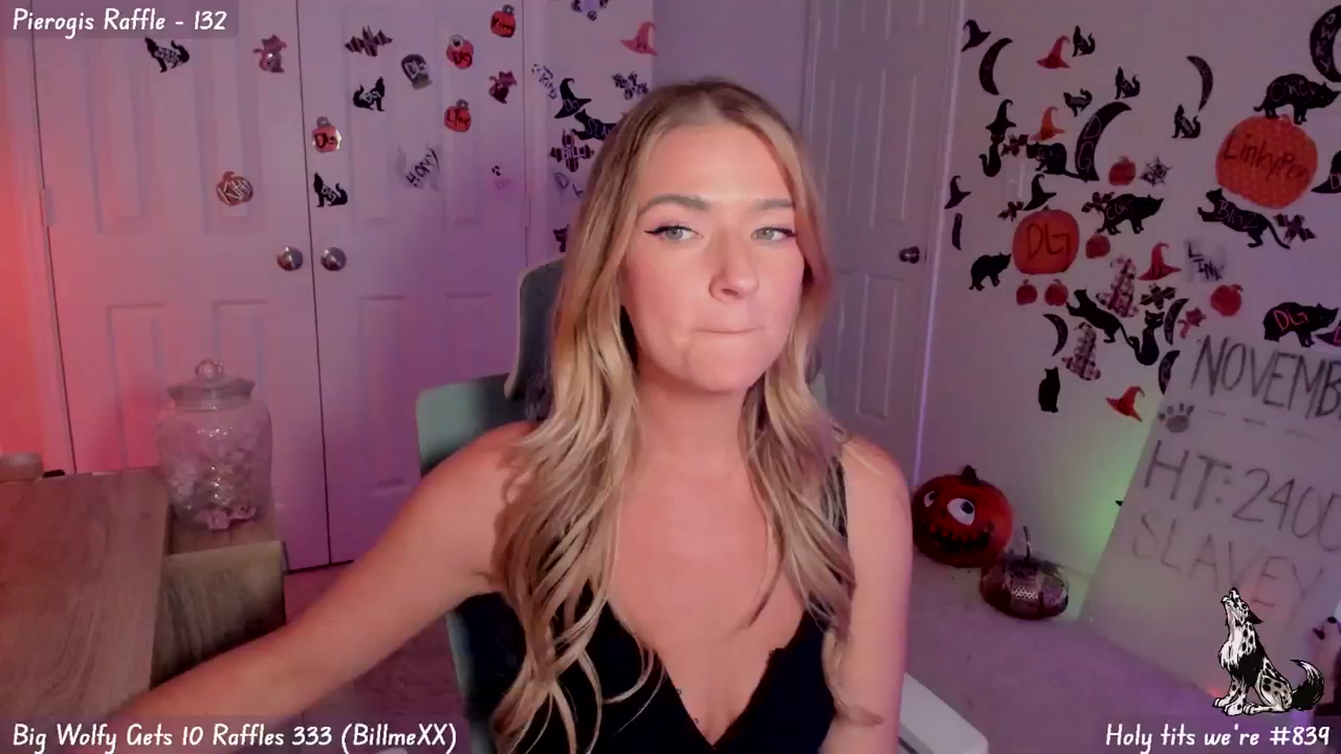 Gallery image thumbnail from Natalia_Rae's myfreecams stream on, 11/08/2024, 24:47 image 7 of 20