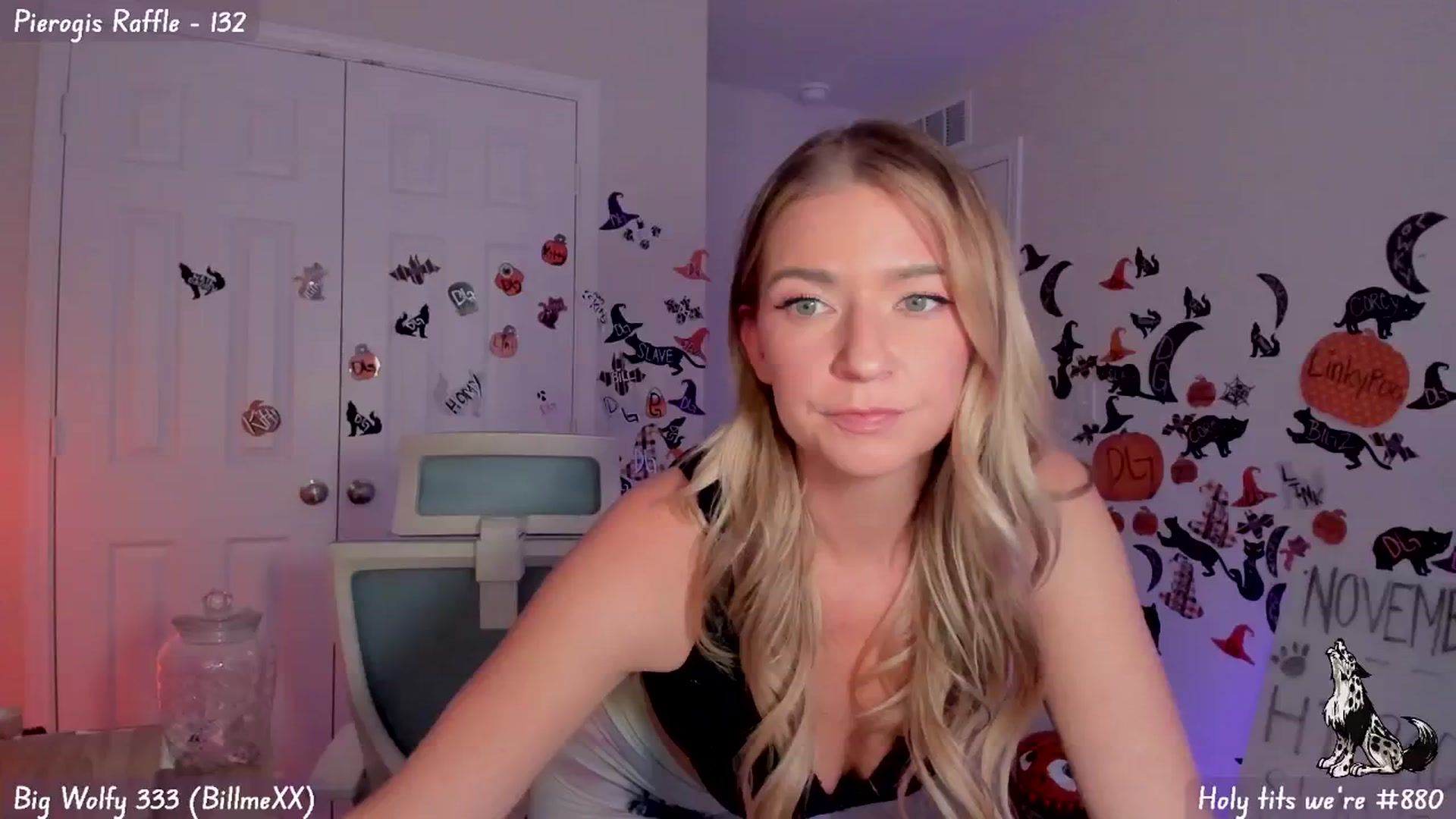Gallery image thumbnail from Natalia_Rae's myfreecams stream on, 11/08/2024, 24:47 image 2 of 20