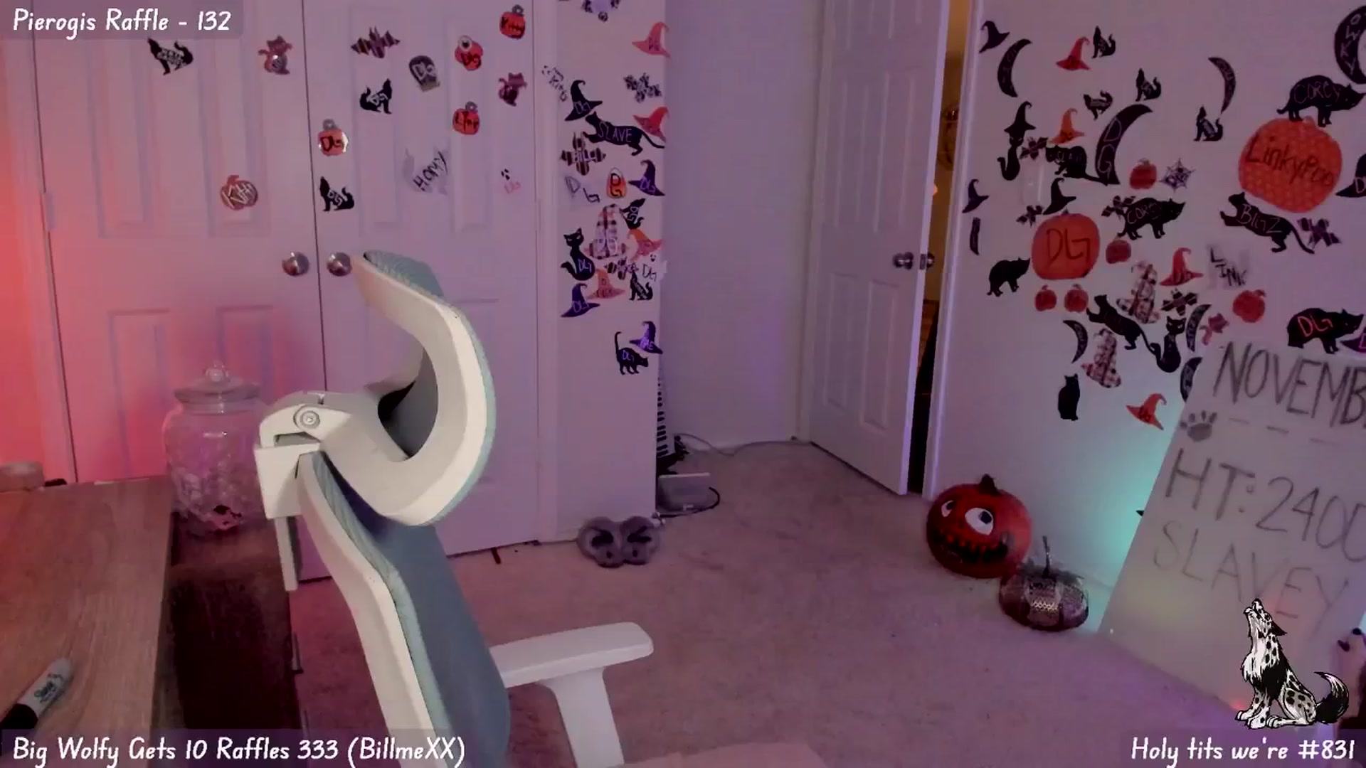 Gallery image thumbnail from Natalia_Rae's myfreecams stream on, 11/08/2024, 24:47 image 14 of 20