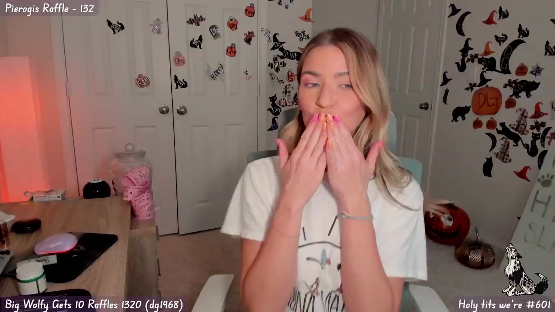 Gallery image thumbnail from Natalia_Rae's myfreecams stream on, 11/09/2024, 24:03 image 8 of 20
