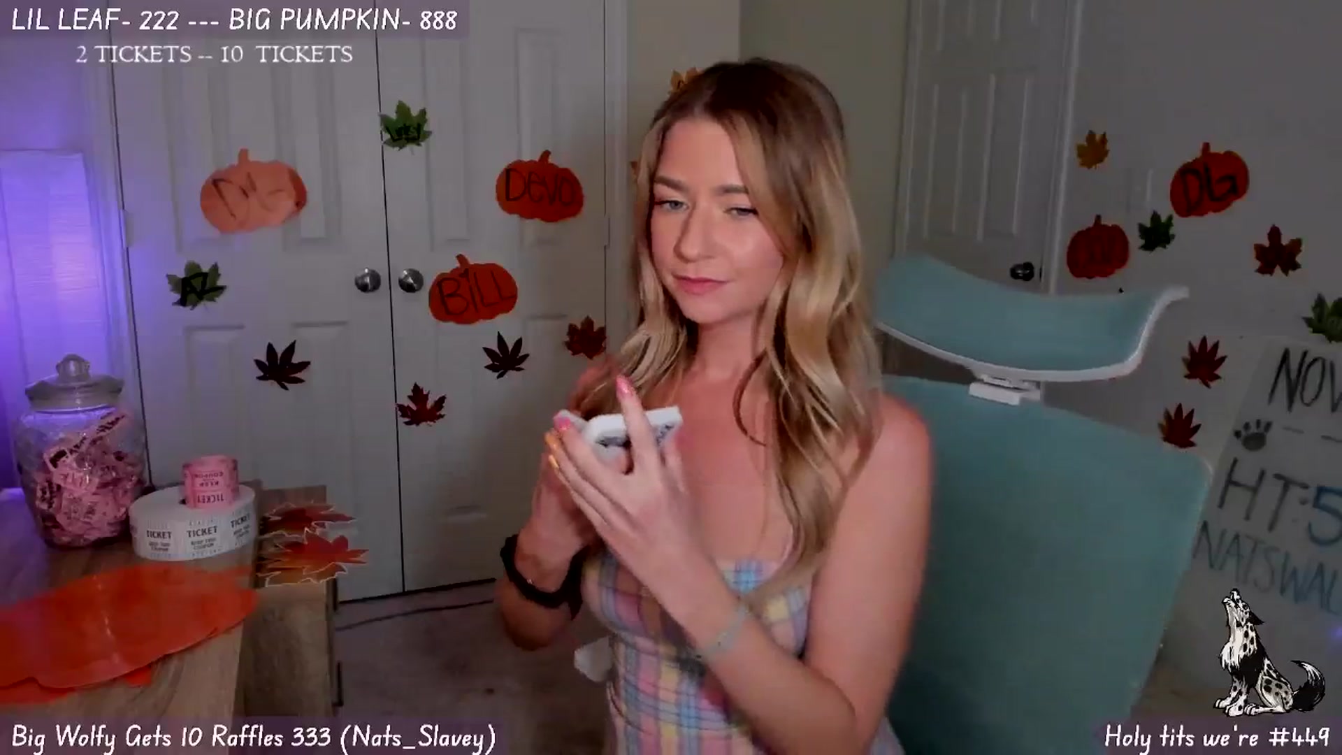Gallery image thumbnail from Natalia_Rae's myfreecams stream on, 11/19/2024, 01:00 image 18 of 20