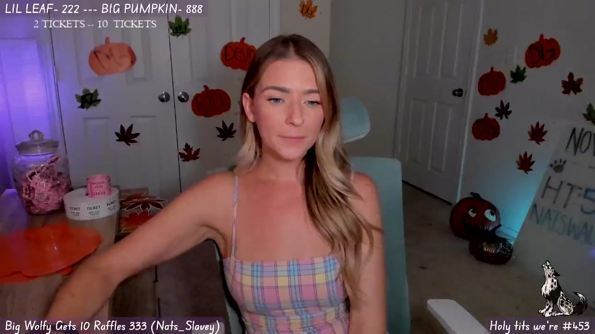 Gallery image thumbnail from Natalia_Rae's myfreecams stream on, 11/19/2024, 01:00 image 14 of 20