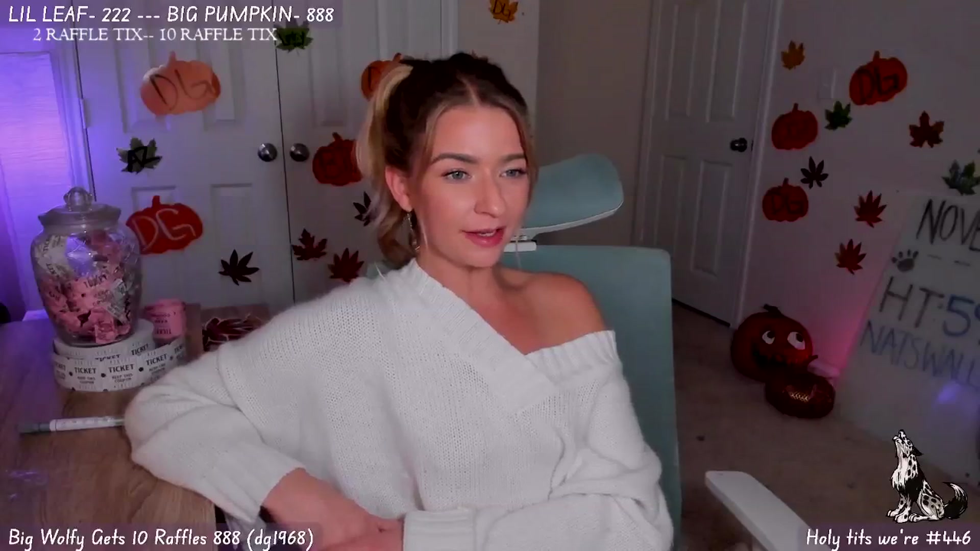 Gallery image thumbnail from Natalia_Rae's myfreecams stream on, 11/21/2024, 24:03 image 14 of 20