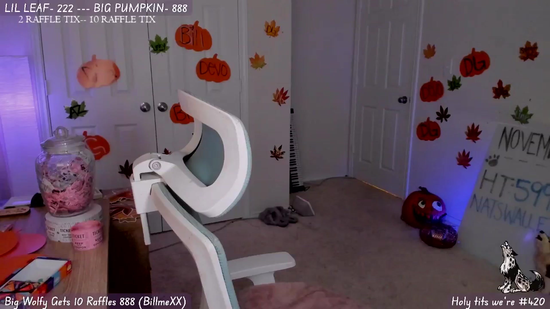 Gallery image thumbnail from Natalia_Rae's myfreecams stream on, 11/22/2024, 10:35 image 17 of 20