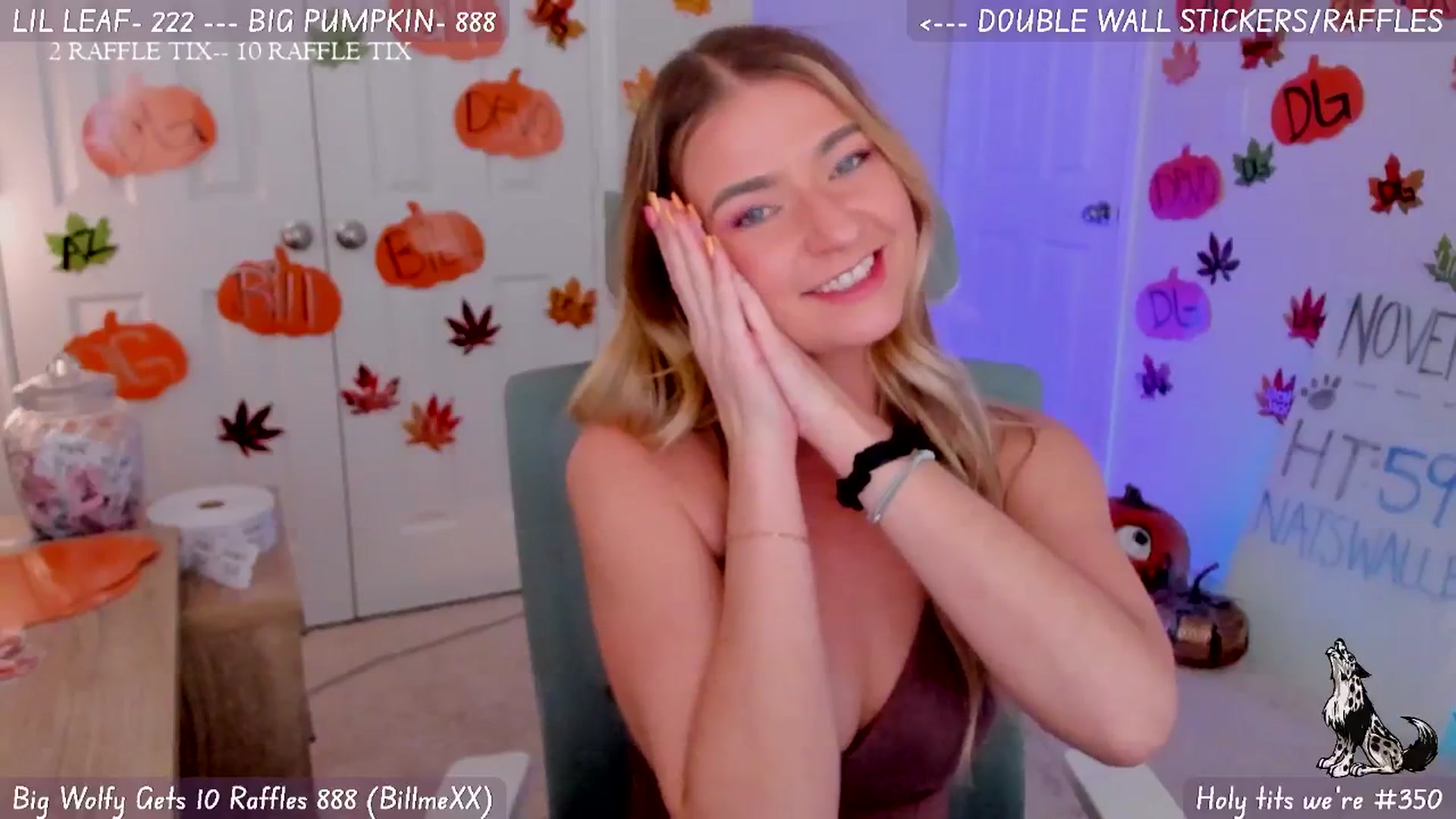 Gallery image thumbnail from Natalia_Rae's myfreecams stream on, 11/28/2024, 24:36 image 10 of 20