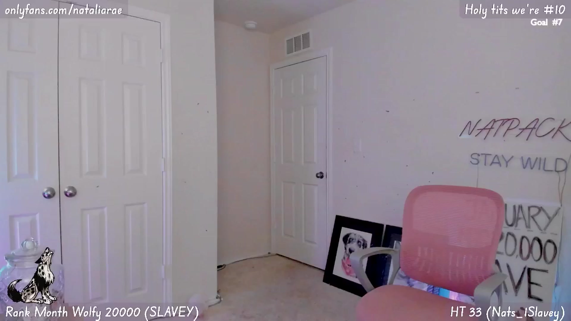 Gallery image thumbnail from Natalia_Rae's myfreecams stream on, 01/30/2025, 24:03 image 8 of 20