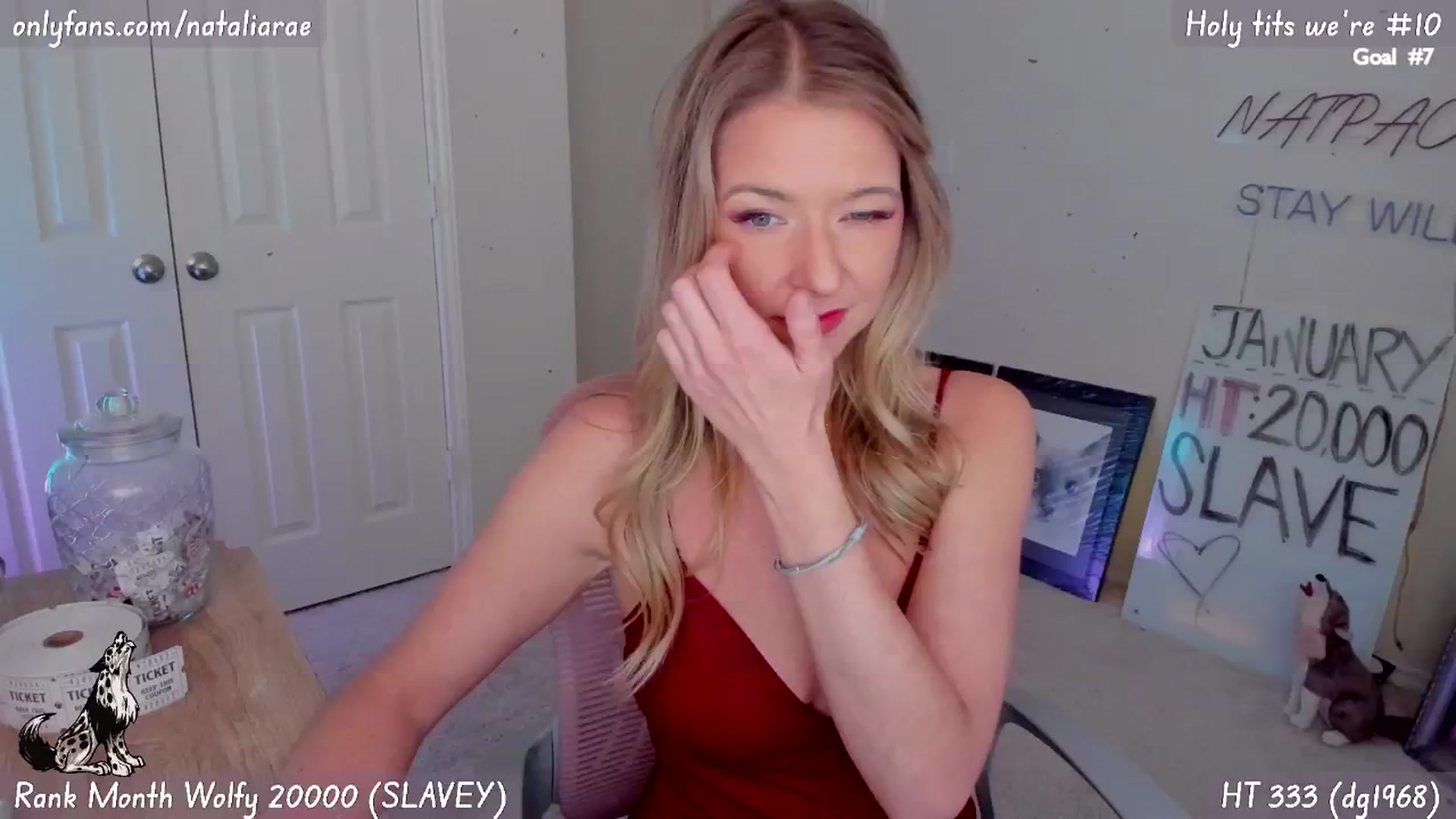 Gallery image thumbnail from Natalia_Rae's myfreecams stream on, 01/30/2025, 24:03 image 13 of 20