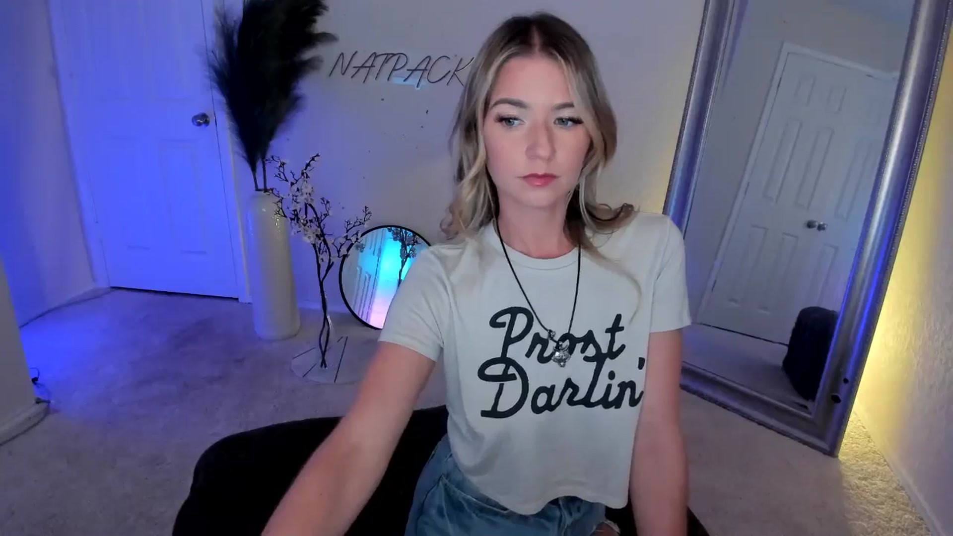 Gallery image thumbnail from Natalia_Rae's myfreecams stream on, 04/04/2025, 03:46 image 15 of 20