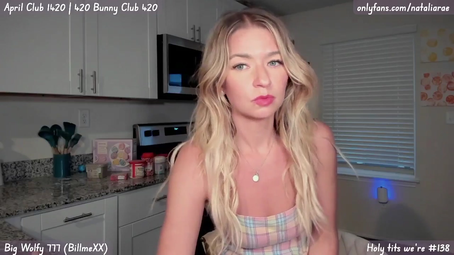 Gallery image thumbnail from Natalia_Rae's myfreecams stream on, 04/16/2025, 03:38 image 8 of 20