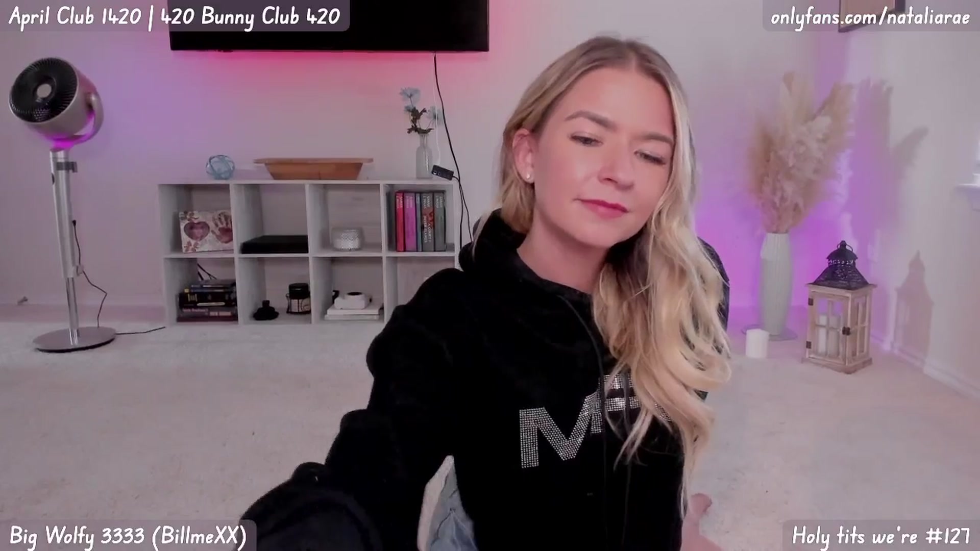 Gallery image thumbnail from Natalia_Rae's myfreecams stream on, 04/23/2025, 24:18 image 7 of 20