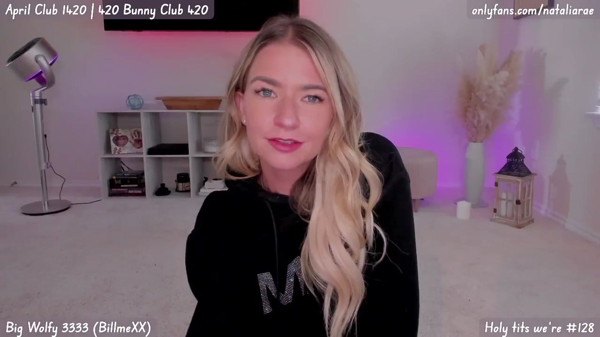 Gallery image thumbnail from Natalia_Rae's myfreecams stream on, 04/23/2025, 24:18 image 8 of 20