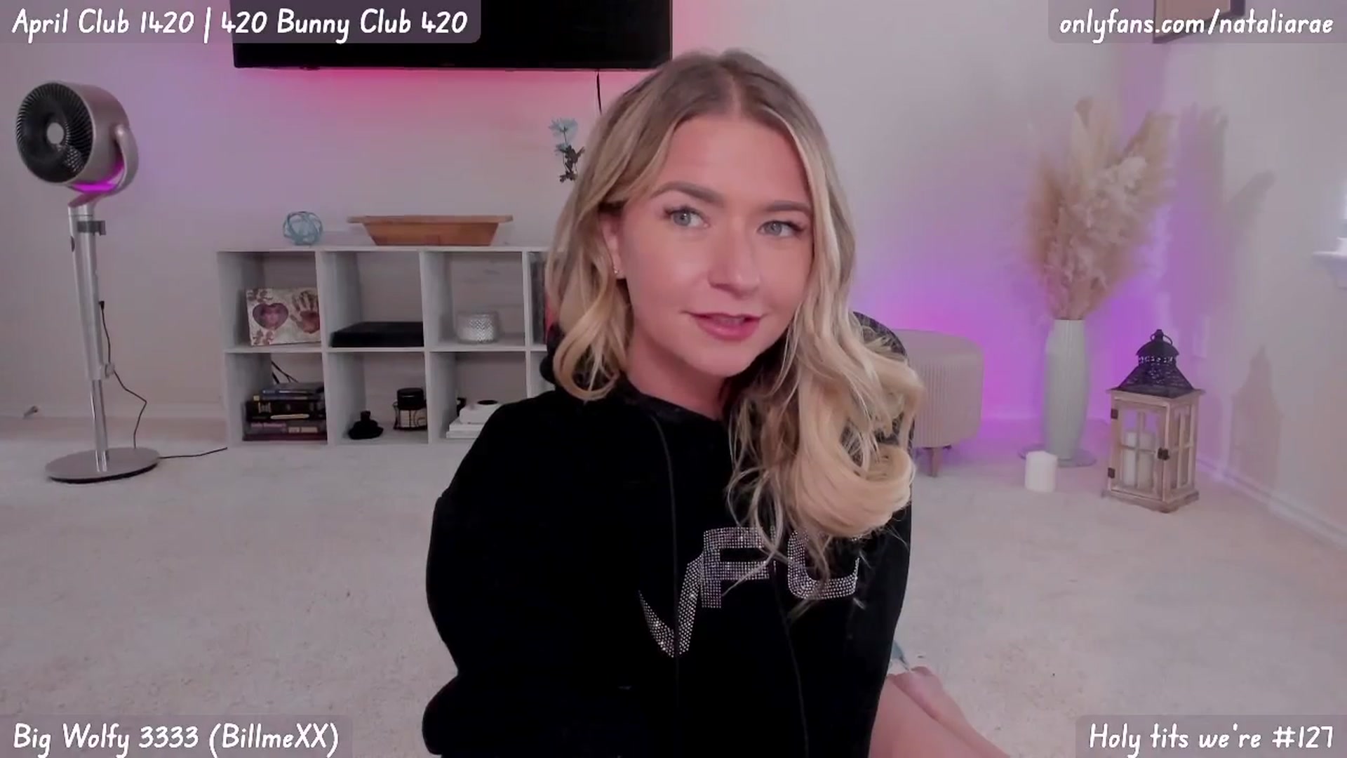 Gallery image thumbnail from Natalia_Rae's myfreecams stream on, 04/23/2025, 24:18 image 6 of 20