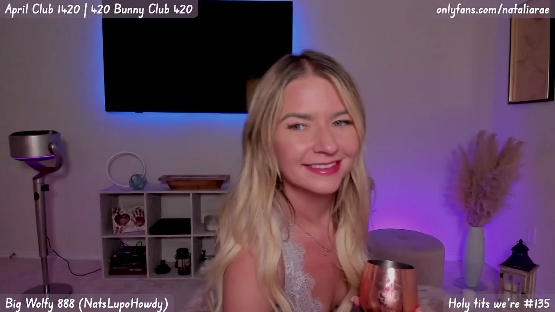 Gallery image thumbnail from Natalia_Rae's myfreecams stream on, 04/25/2025, 06:16 image 1 of 20