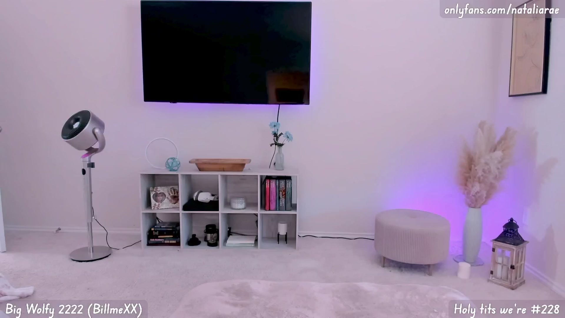 Gallery image thumbnail from Natalia_Rae's myfreecams stream on, 05/12/2025, 22:53 image 15 of 20