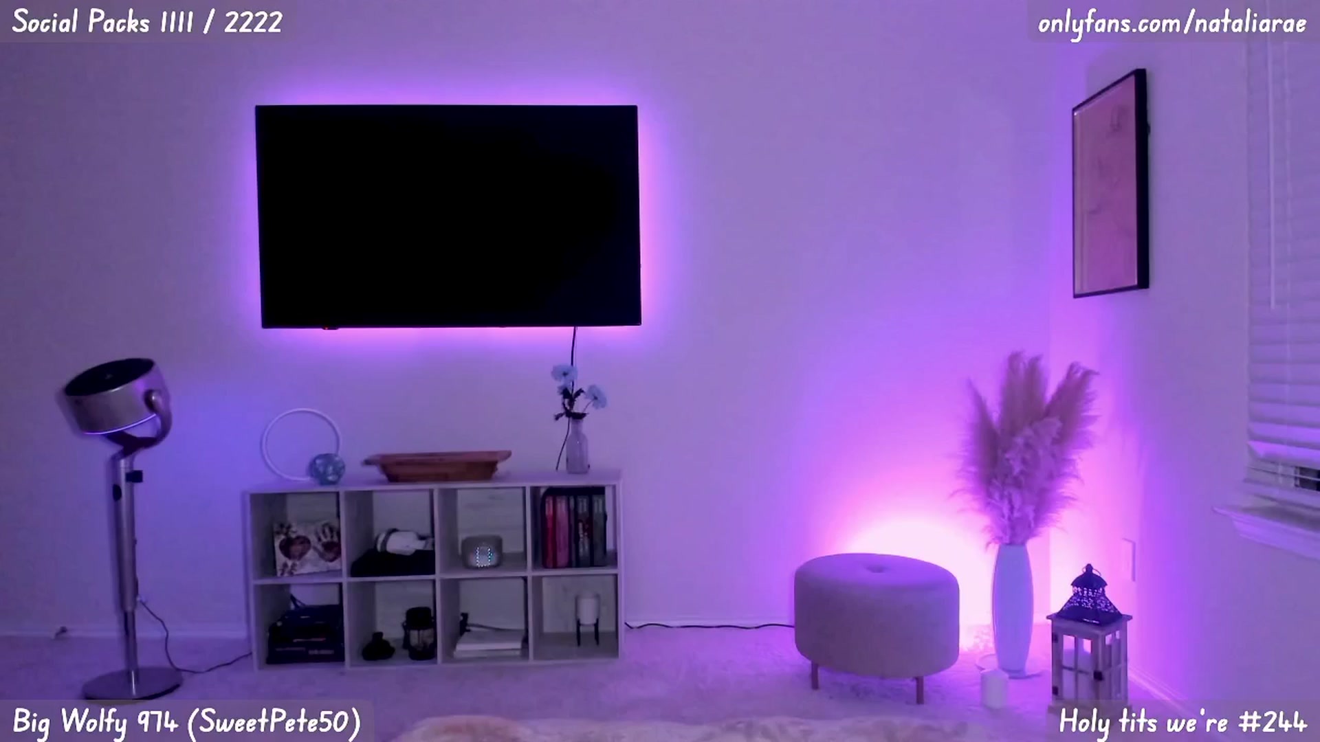 Gallery image thumbnail from Natalia_Rae's myfreecams stream on, 05/14/2025, 05:01 image 18 of 20